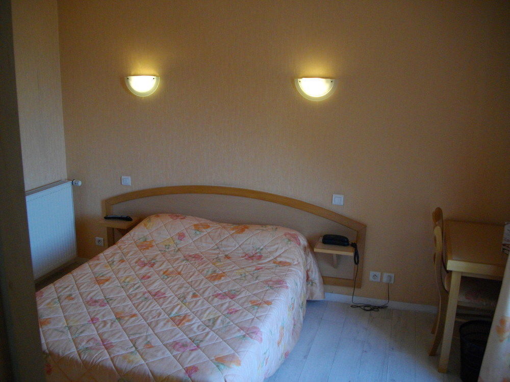 Hotel La Renaissance Cherbourg-en-Cotentin Exterior photo
